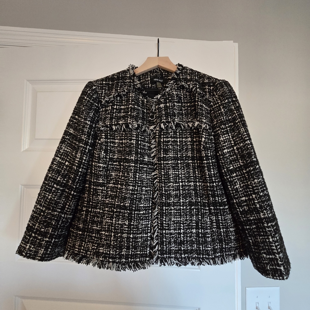 Chic Black and White Tweed Blazer